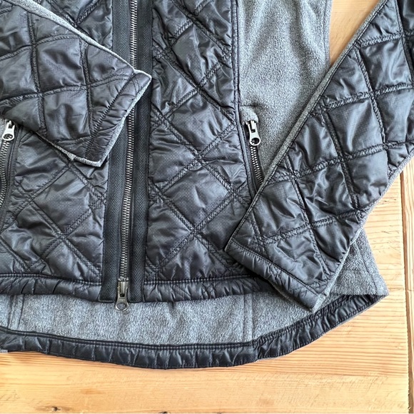 Athleta Vortex Dark Gray Hooded Dual Full Zipper Fleece Jacket Size XS - Picture 4 of 15